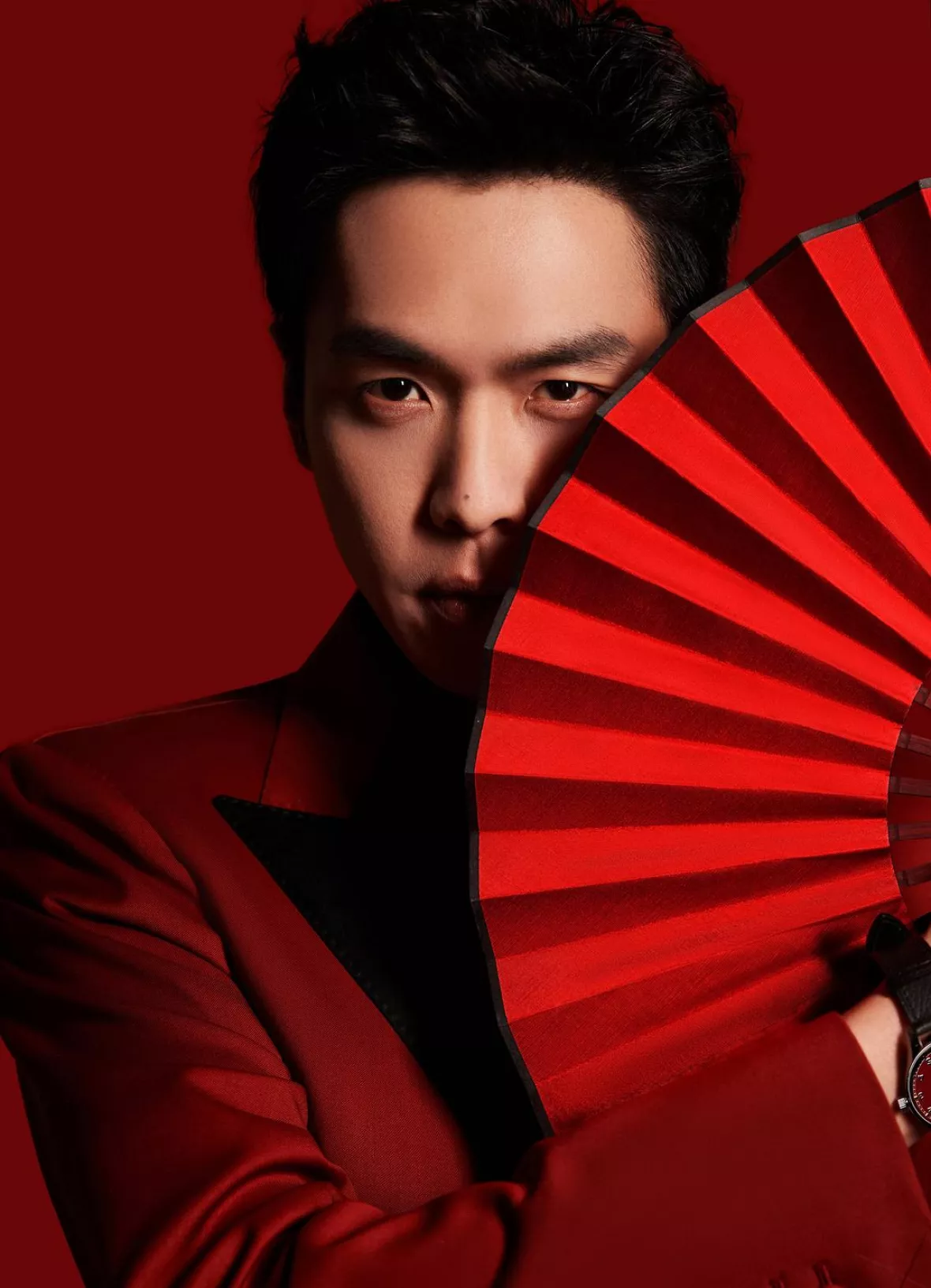 チャン・ルオユン（張若昀 ）
