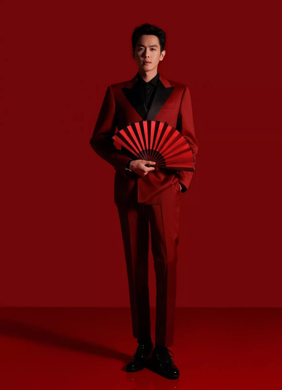 チャン・ルオユン（張若昀 ）