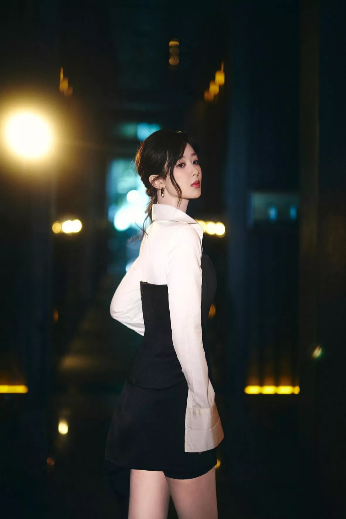 ヤン・ズー（楊紫）