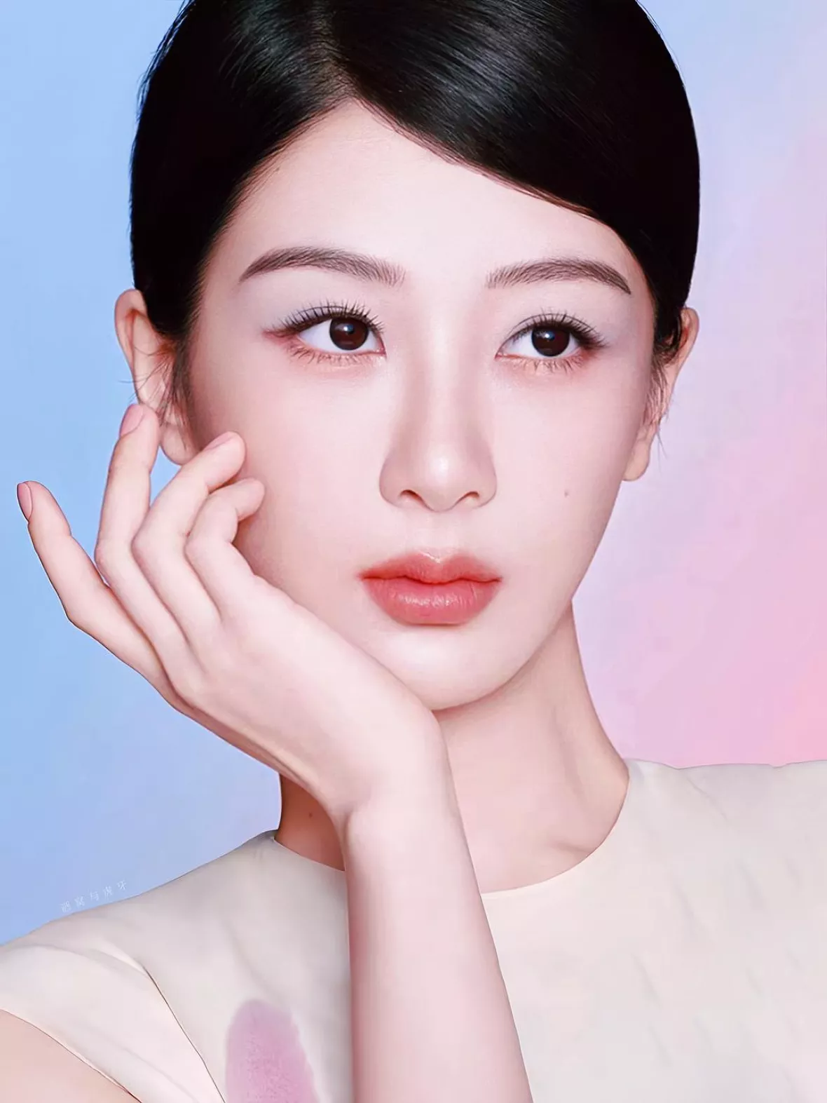 ヤン・ズー（楊紫）