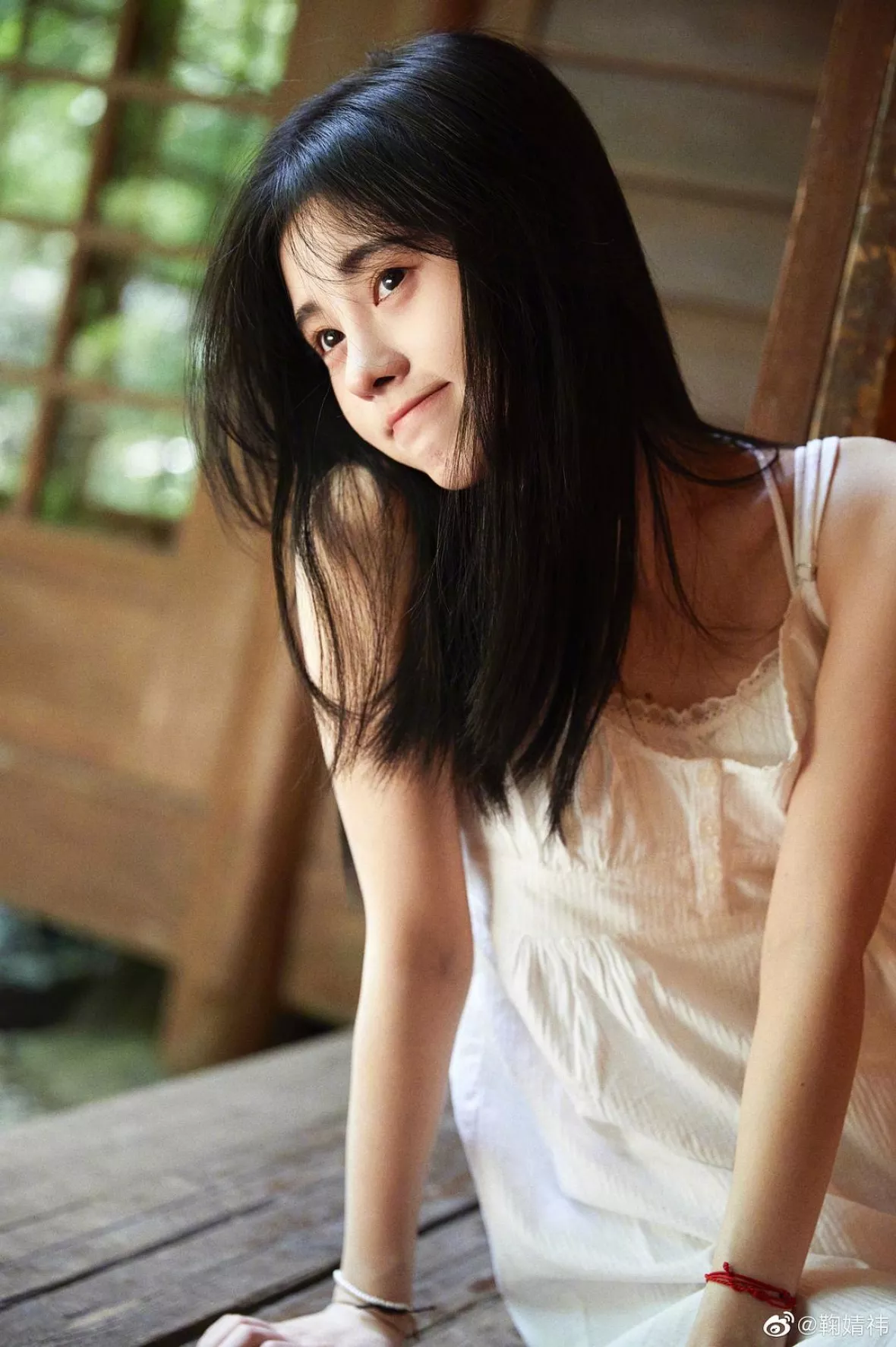ジュー・ジンイー（鞠婧禕）