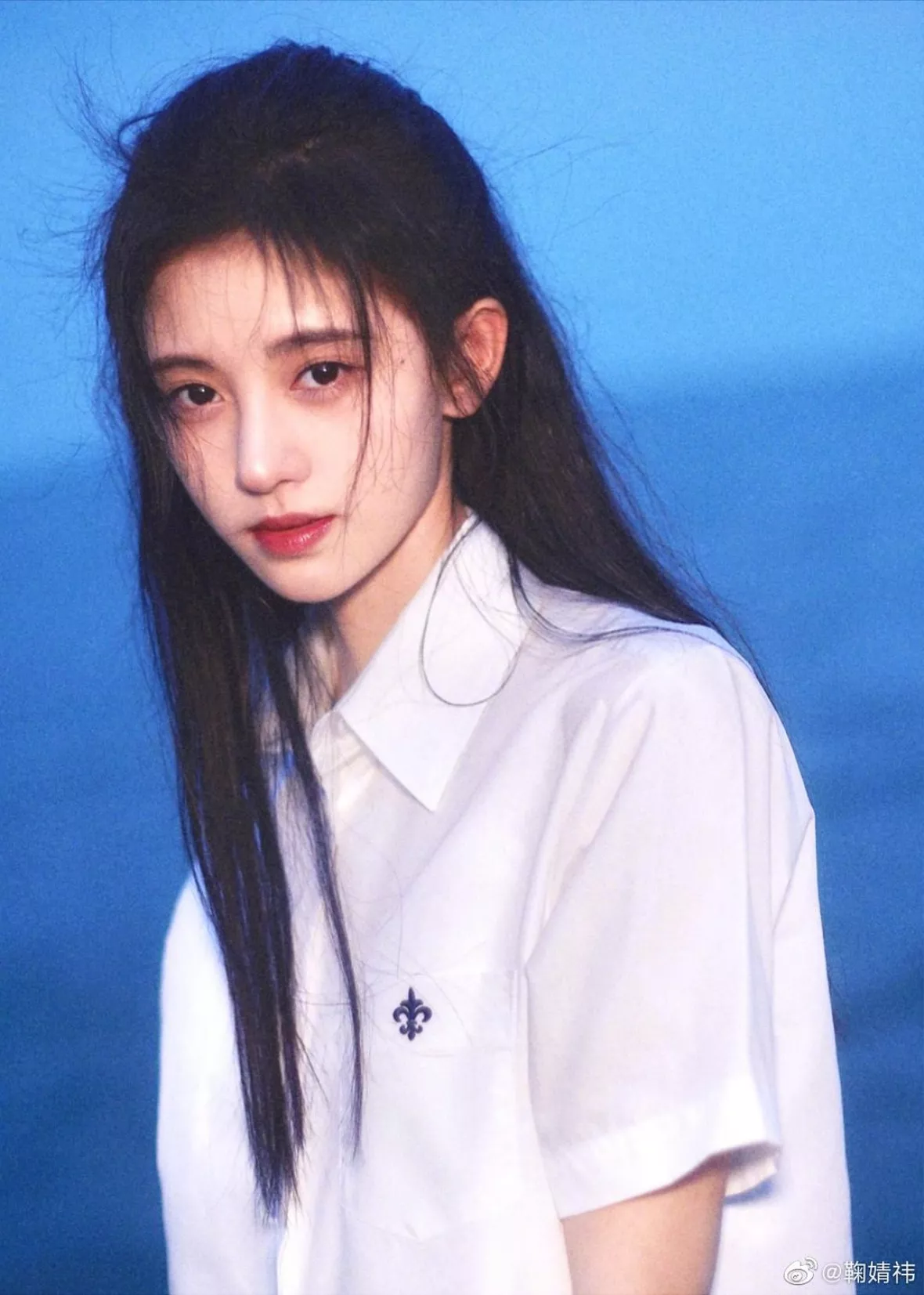 ジュー・ジンイー（鞠婧禕）