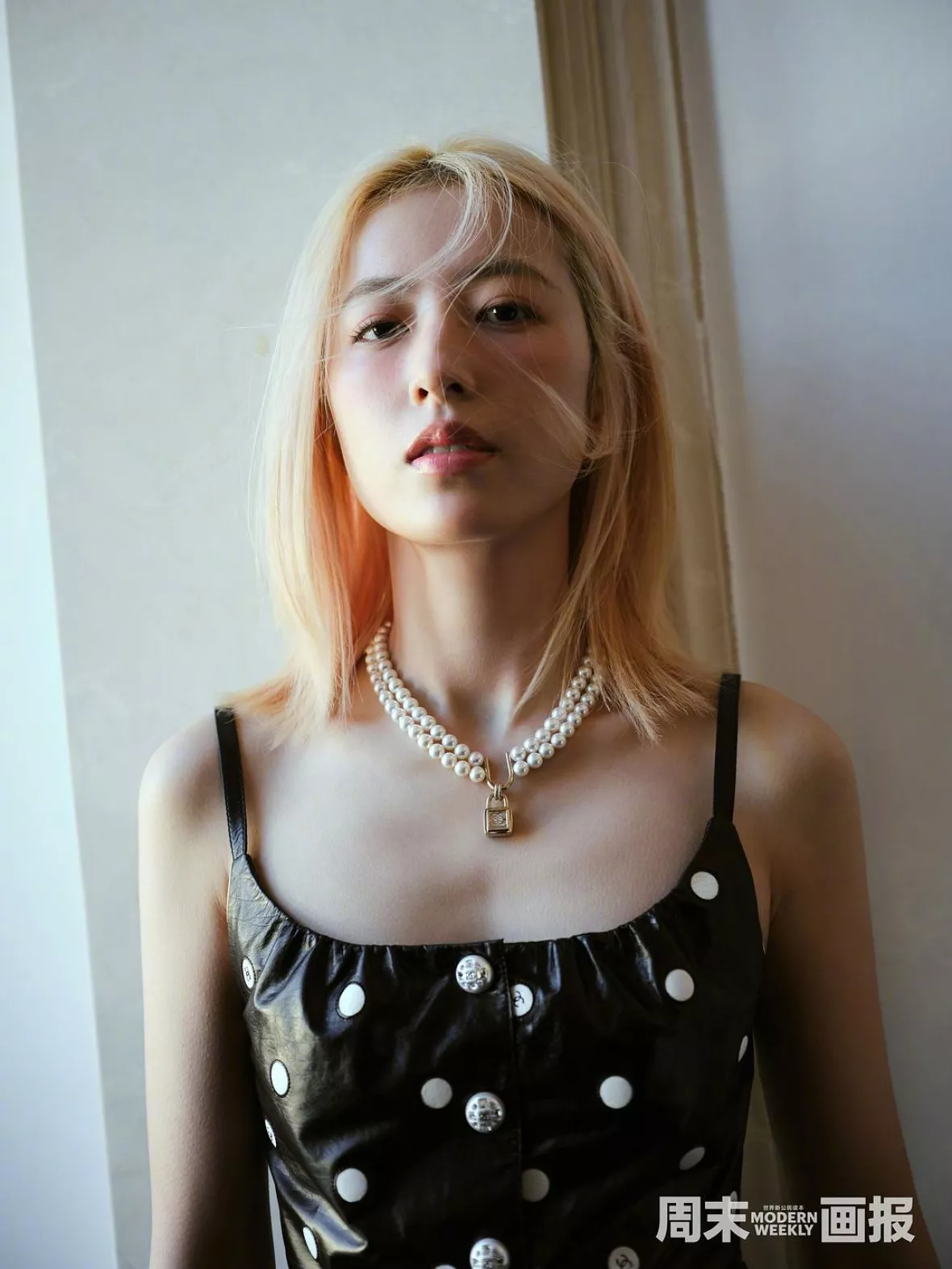 チョウ・ユートン（周雨彤）