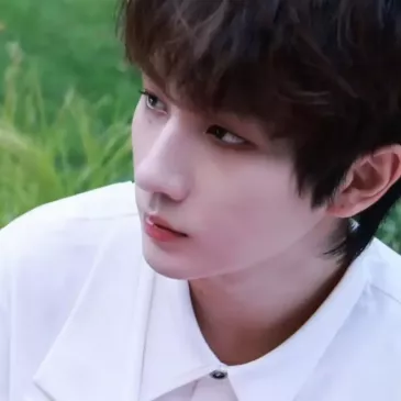 リー・ホンイー（李宏毅）