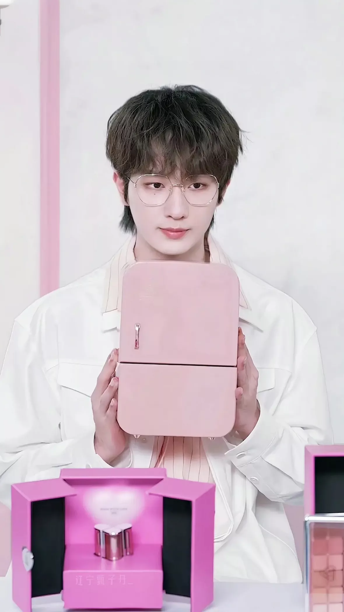 リー・ホンイー（李宏毅）