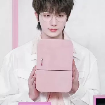 リー・ホンイー（李宏毅）