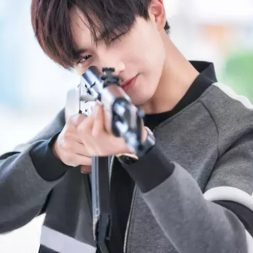 リー・ホンイー（李宏毅）