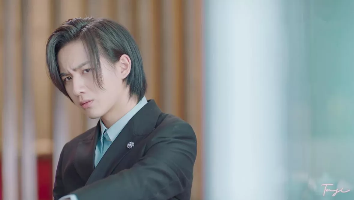 リー・ホンイー（李宏毅）