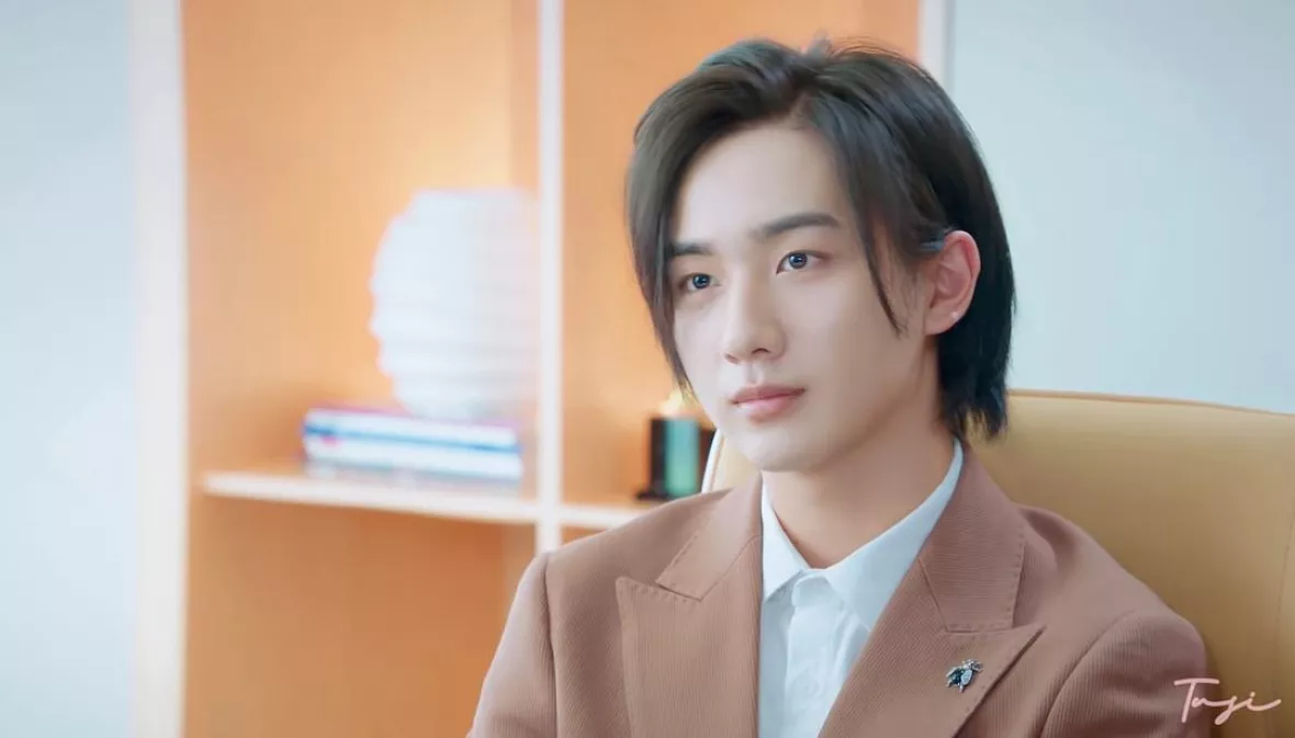 リー・ホンイー（李宏毅）