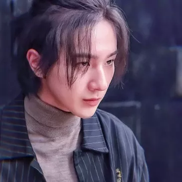 リー・ホンイー（李宏毅）