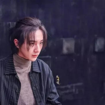 リー・ホンイー（李宏毅）