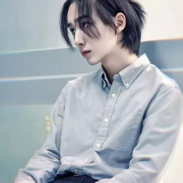 リー・ホンイー（李宏毅）