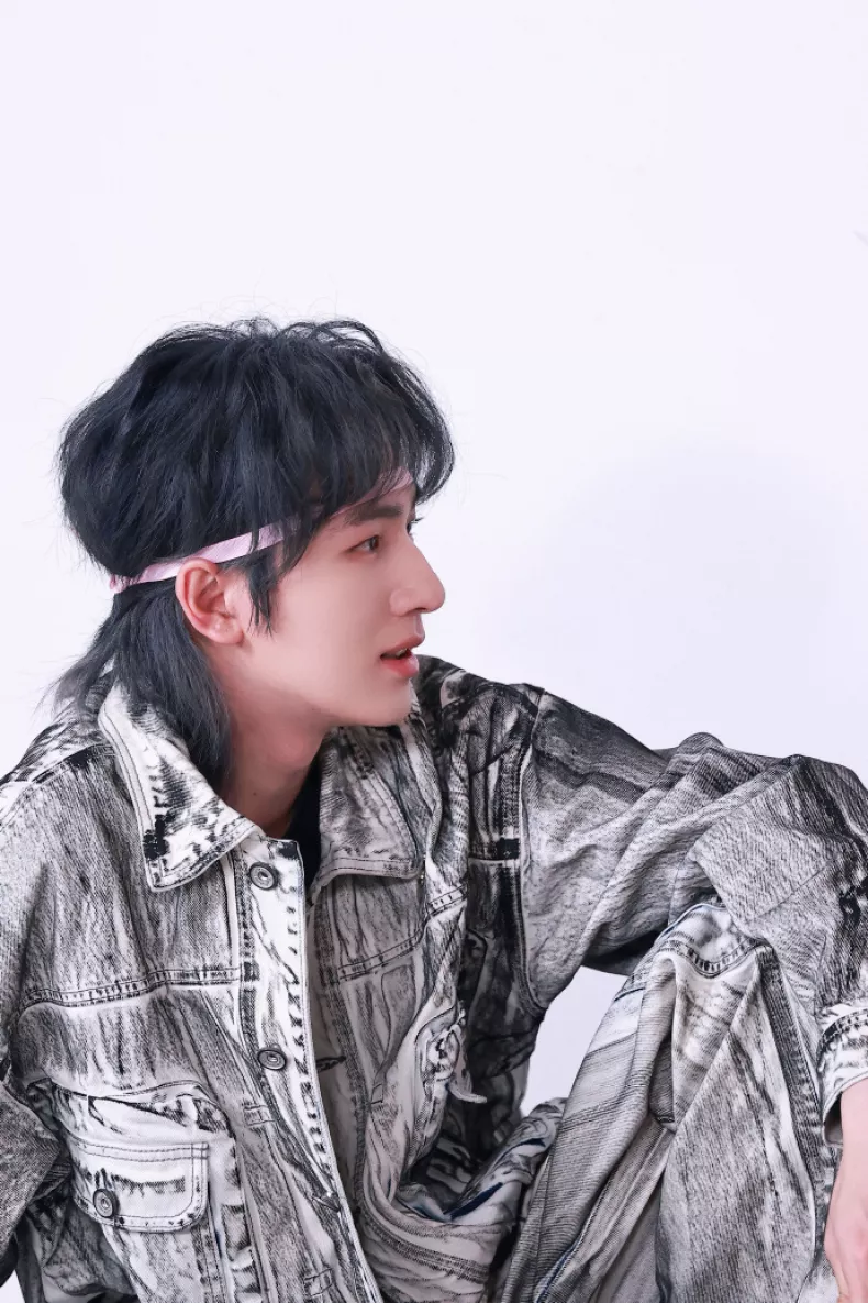 リー・ホンイー（李宏毅）