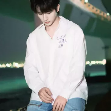 リー・ホンイー（李宏毅）