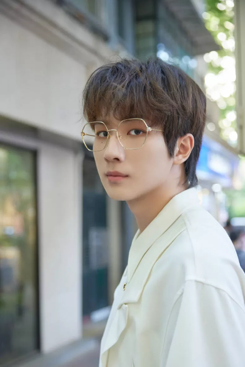リー・ホンイー（李宏毅）