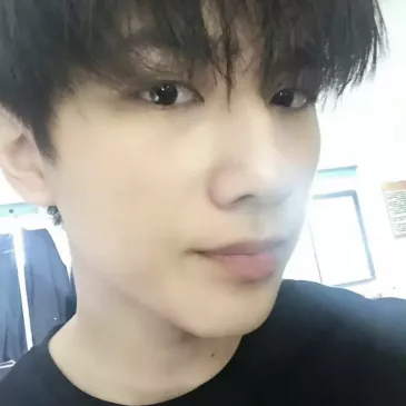 リー・ホンイー（李宏毅）