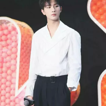 リー・ホンイー（李宏毅）