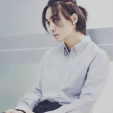 リー・ホンイー（李宏毅）
