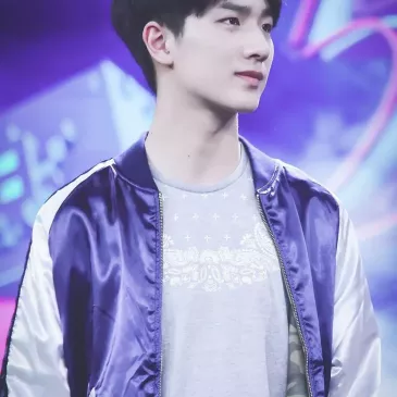 リー・ホンイー（李宏毅）