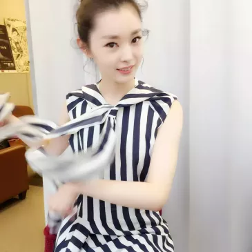 ソン・イー（宋軼）