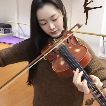 ソン・イー（宋軼）