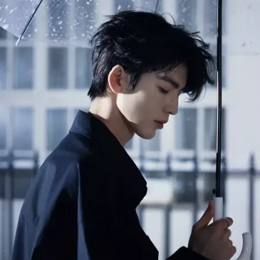 チャン・リンホー（張凌赫） 