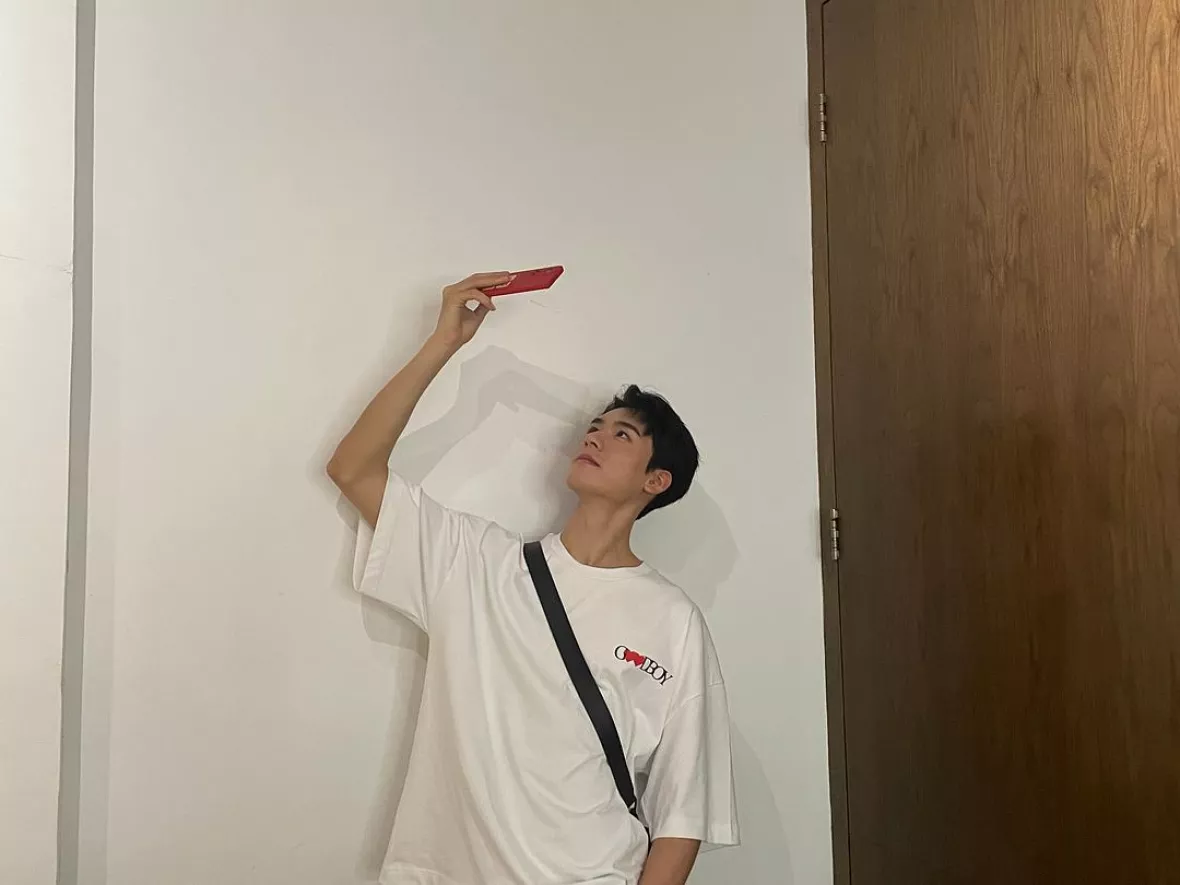 ゴン・ジュン（龔俊）