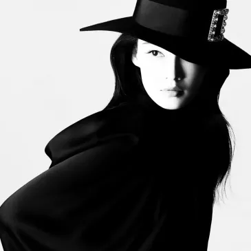 リー・チン（李沁）