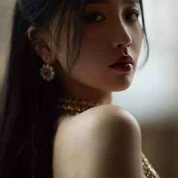 ユー・シューシン（虞書欣）