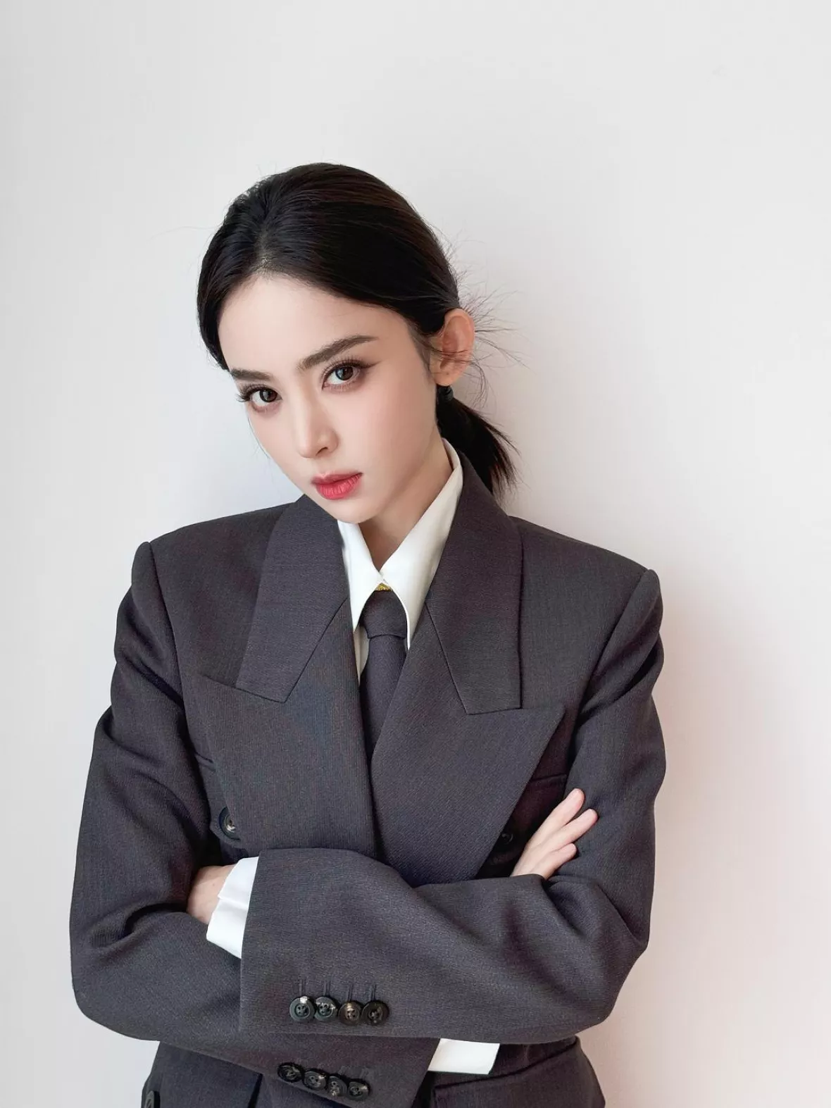 グーリーナーザー（古力娜扎）