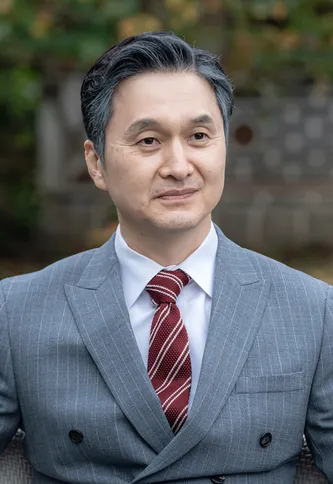 財閥X刑警-陳明哲