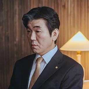 抓住你的衣領
