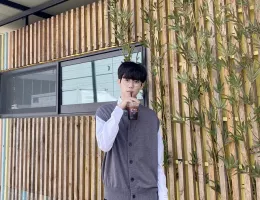 ブラインドスチール写真