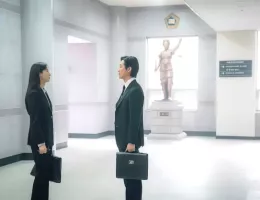 わずか1000ウォンの弁護士スチール写真