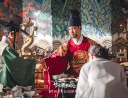 夜に咲く花スチール写真