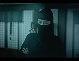 夜に咲く花スチール写真