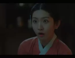 夜に咲く花スチール写真