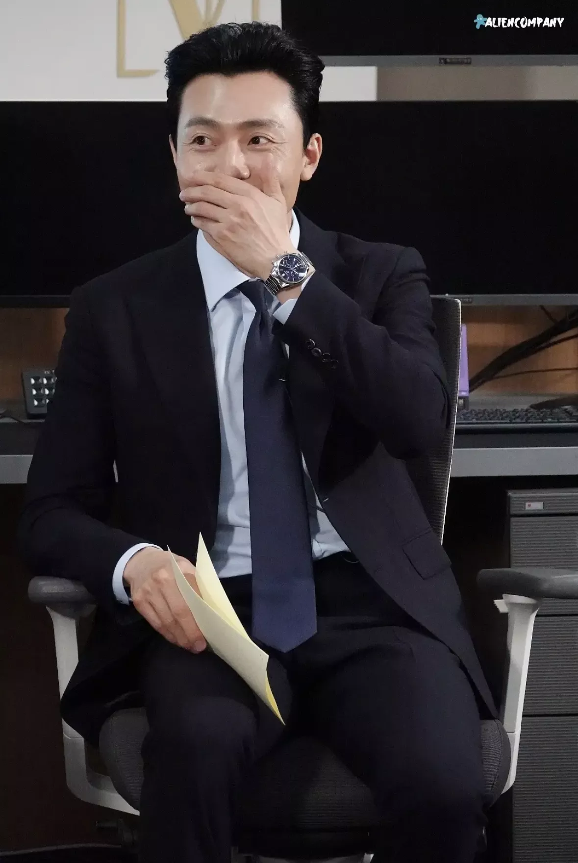 クリーニングアップスチール写真