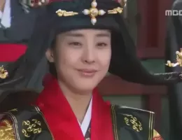 イ・サンスチール写真