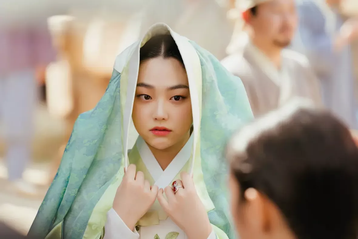 花が咲けば、月を想いスチール写真