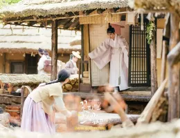 花が咲けば、月を想いスチール写真