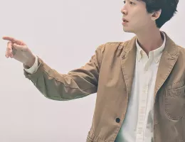 労務士のノ・ムジンスチール写真